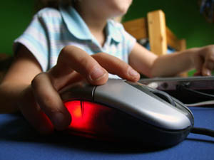 uticaj interneta na decu